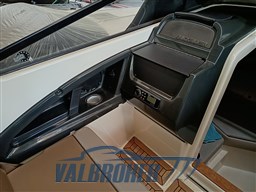 Quicksilver 755 esterni (9)