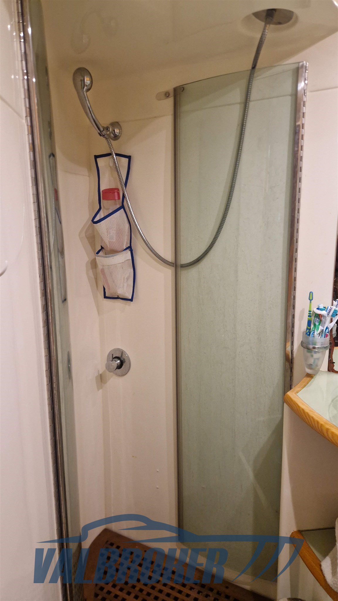 Absolute 45 foto 2025 interni (10)