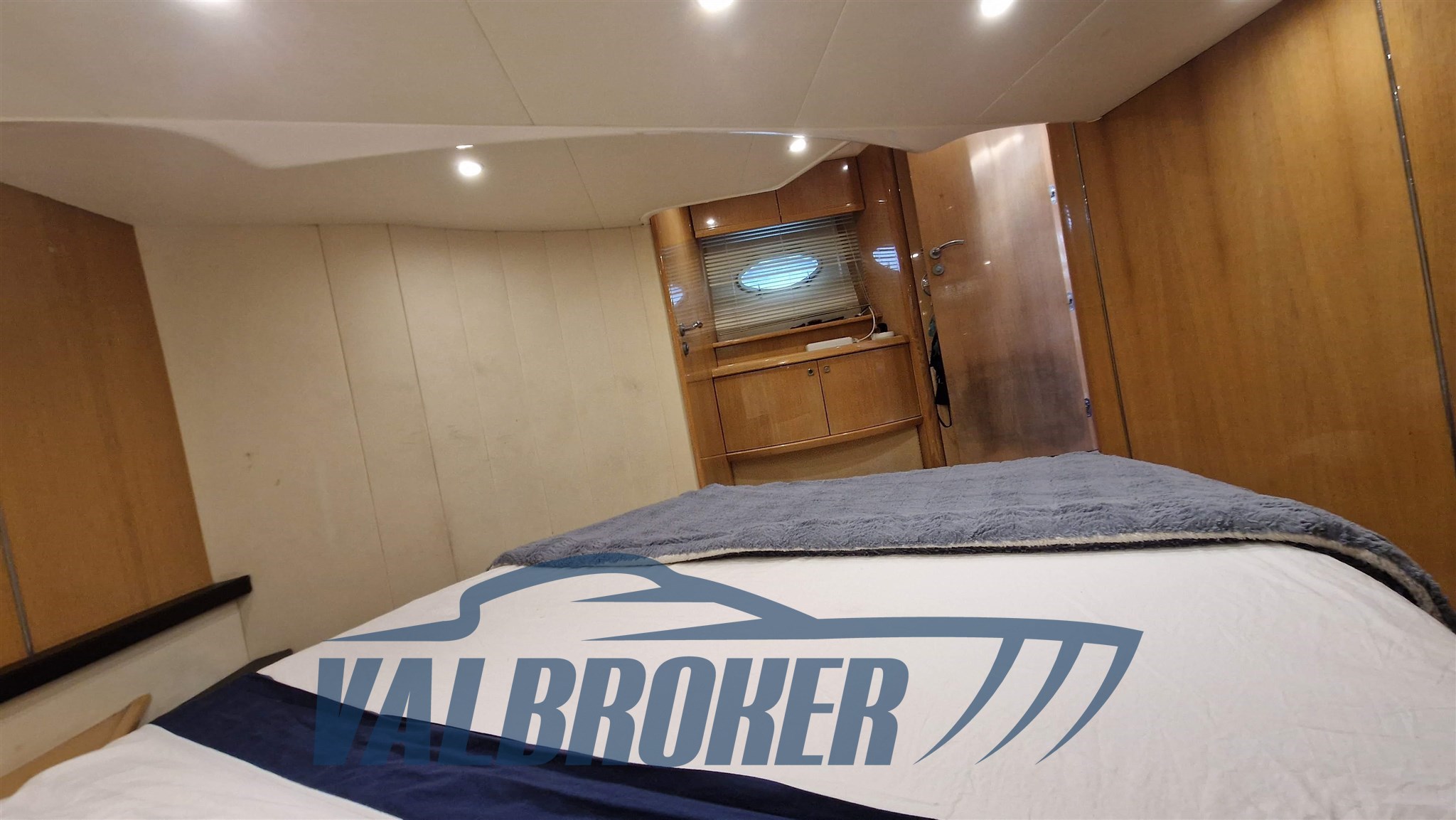 Absolute 45 foto 2025 interni (4)