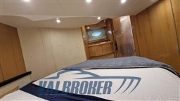 Absolute 45 foto 2025 interni (4)