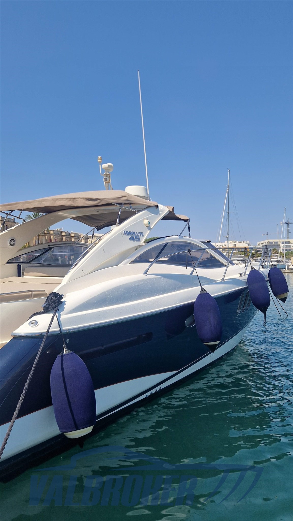 Absolute 45 Foto 2025 esterni (3)