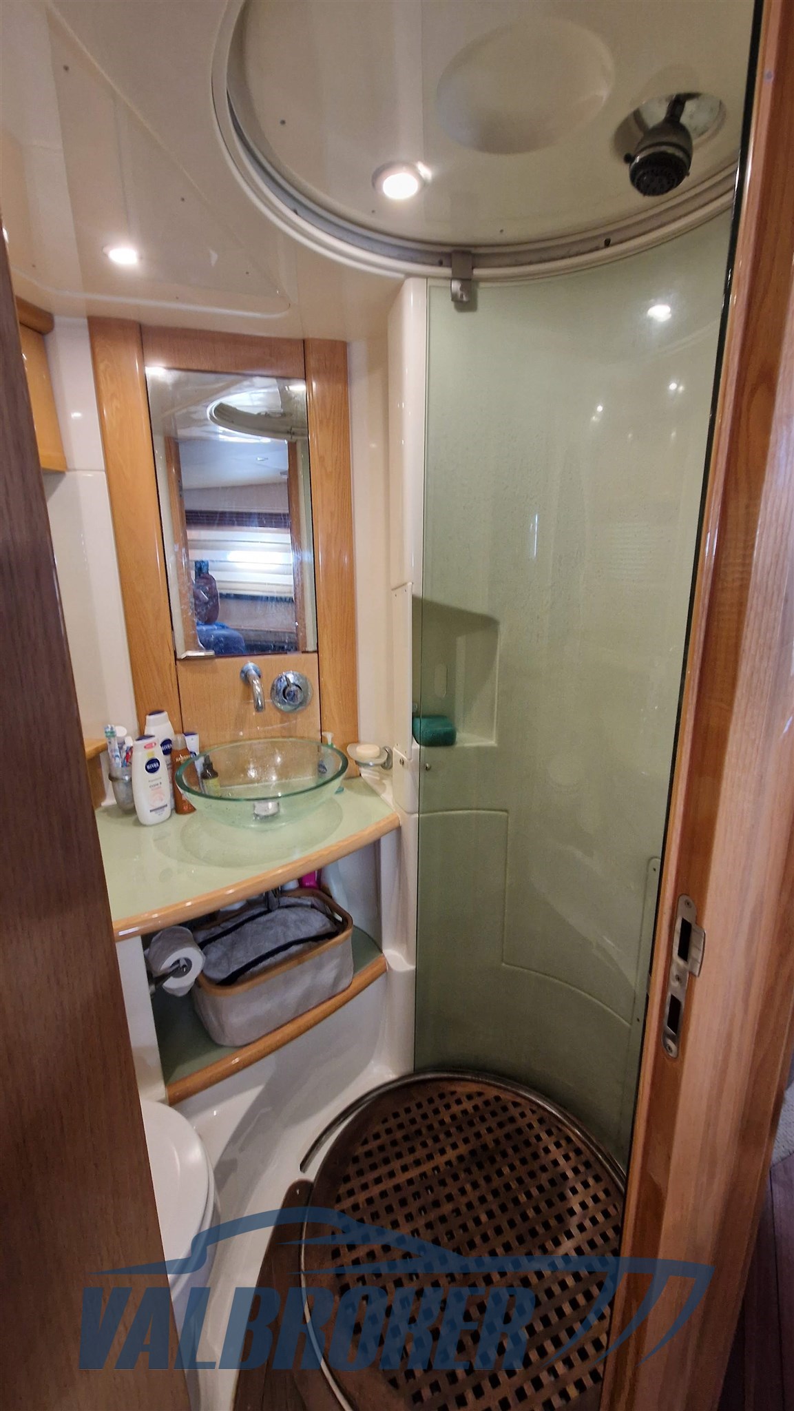 Absolute 45 foto 2025 interni (6)