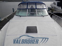 Sea Ray 330 Amberjack Valbroker (8)