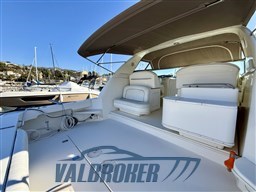 Sea ray 330 Amberjack Valbroker (7)