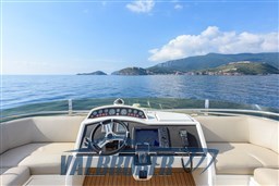 Princess 62 fly esterni (7)