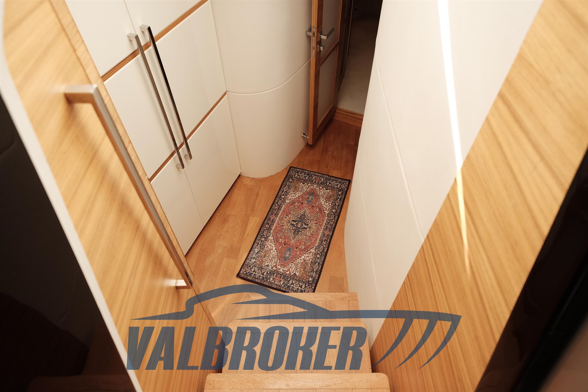 Absolute 52 2008 (53)