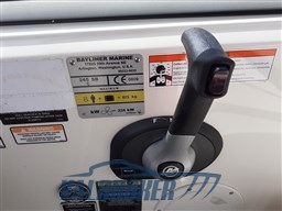 Bayliner 255 Valbroker (35)