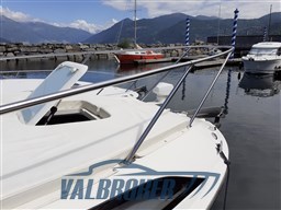 Bayliner 255 Valbroker (16)