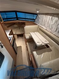 Bertram 28 1991 interni (4)