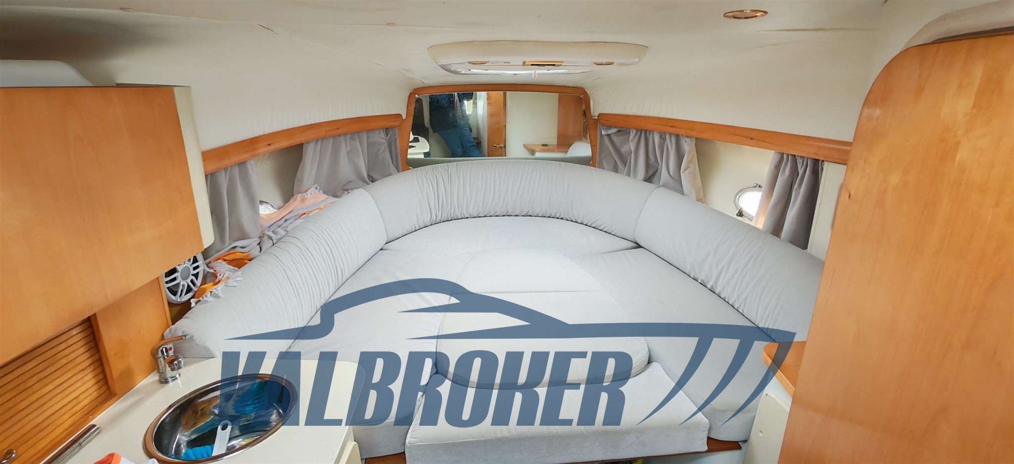 Cranchi Zaffiro 28 interni (14)