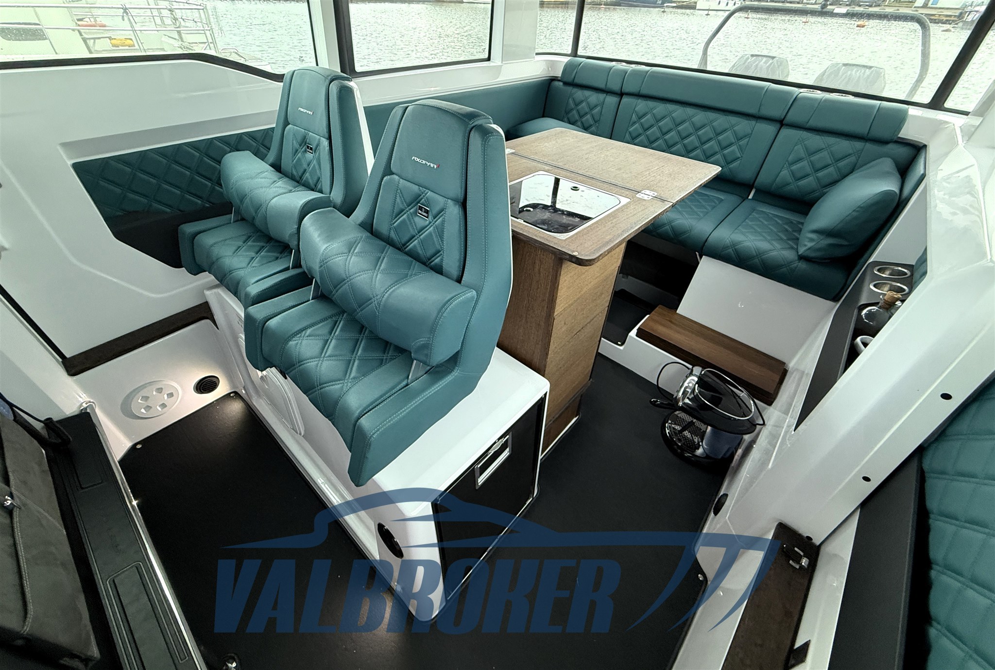 Axopar 37 2022 (30)