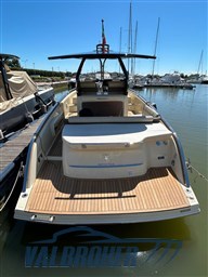 Invictus GT 320 (2)
