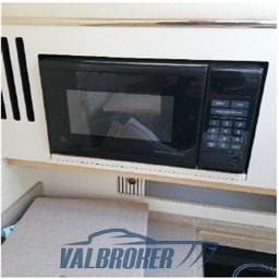 Sea Ray 310 2000 valbroker (4)