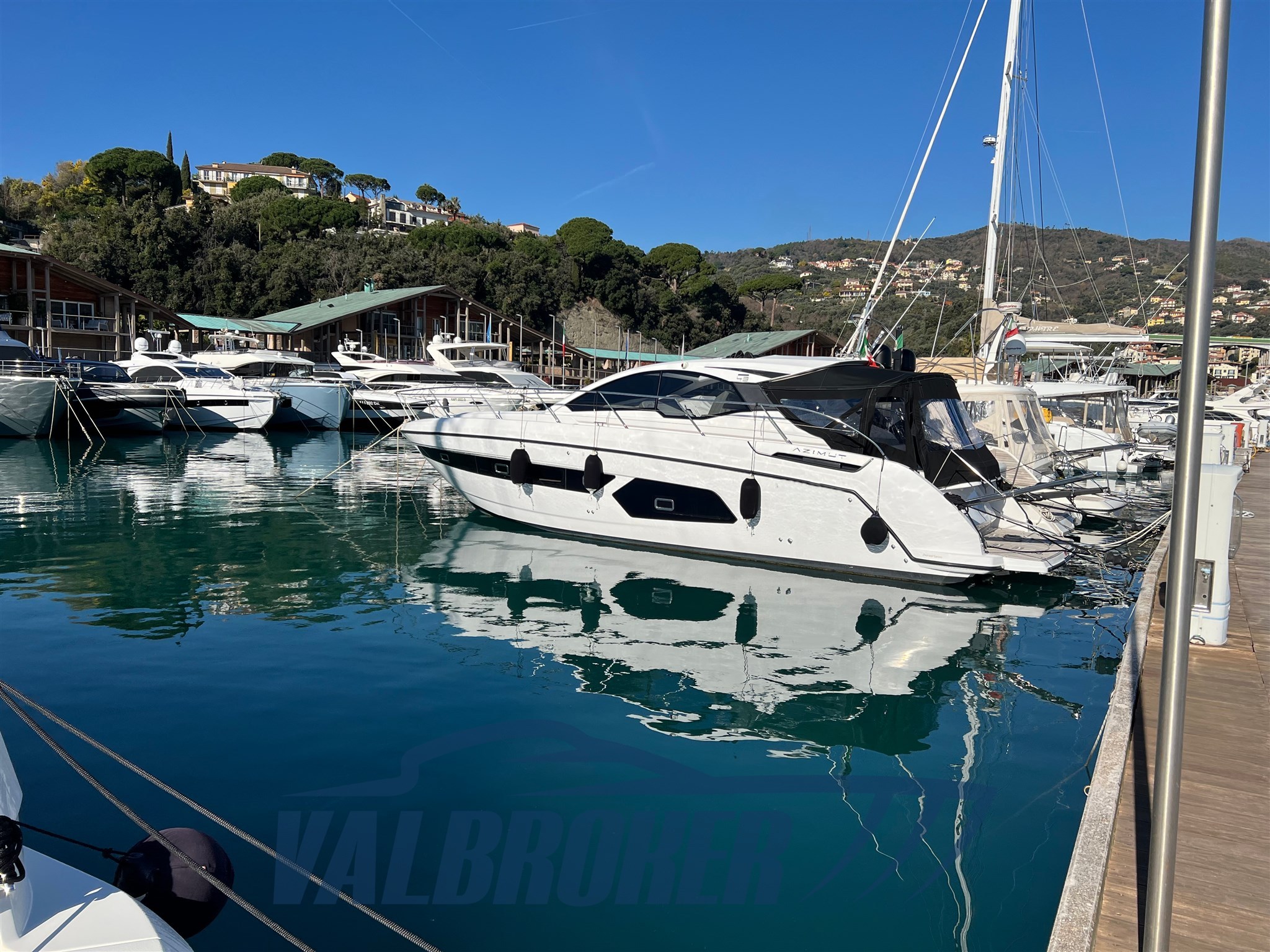 Azimut Atlantis 43  (2)