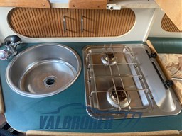 LAVORI ESEGUITI SU FOUR WINNS 238 VALBROKER (27)