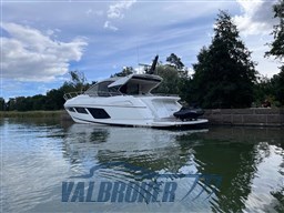 Sunseeker Predator 57 2018 (27)
