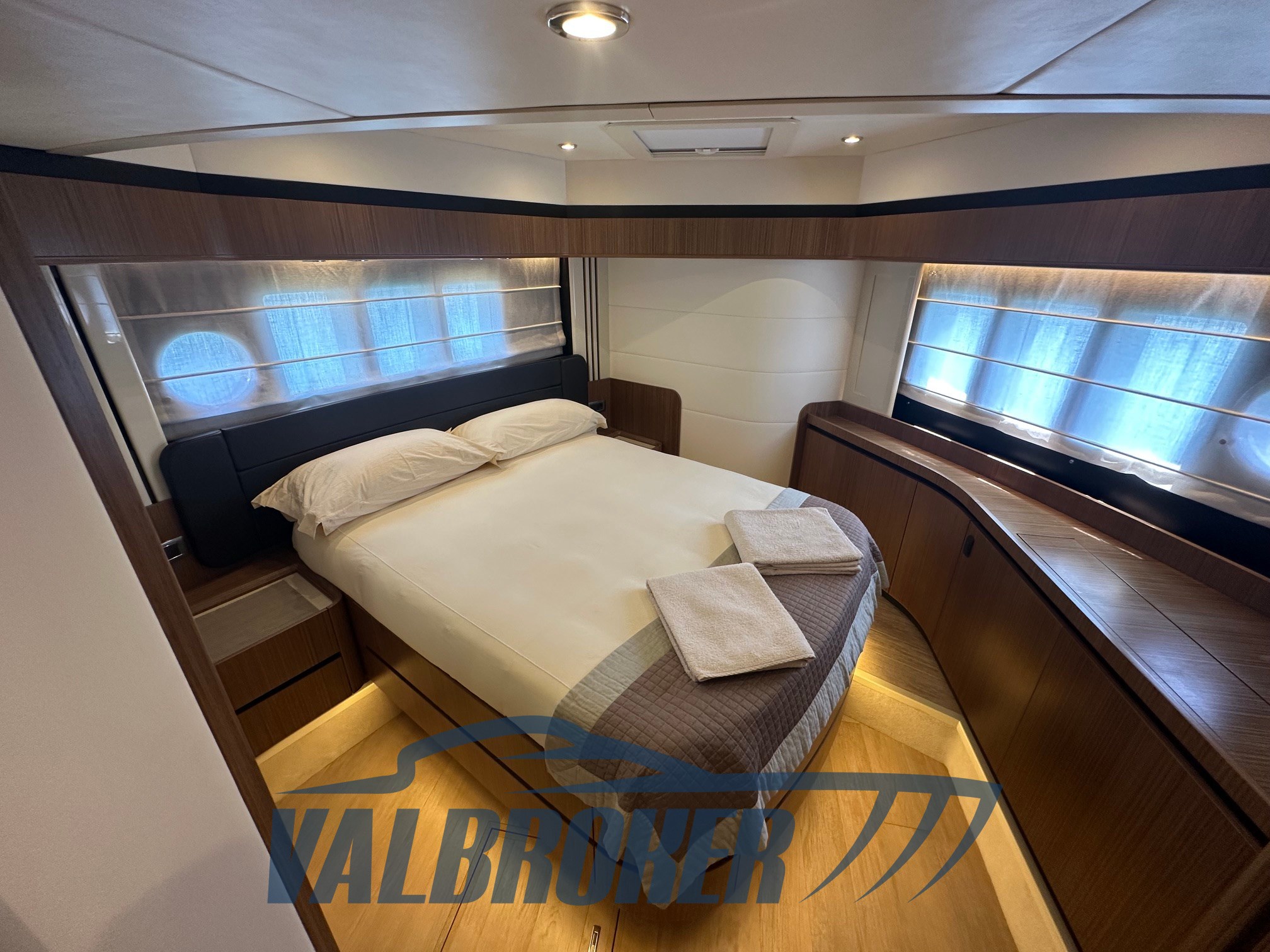 Absolute Nav 52 2016  (7)