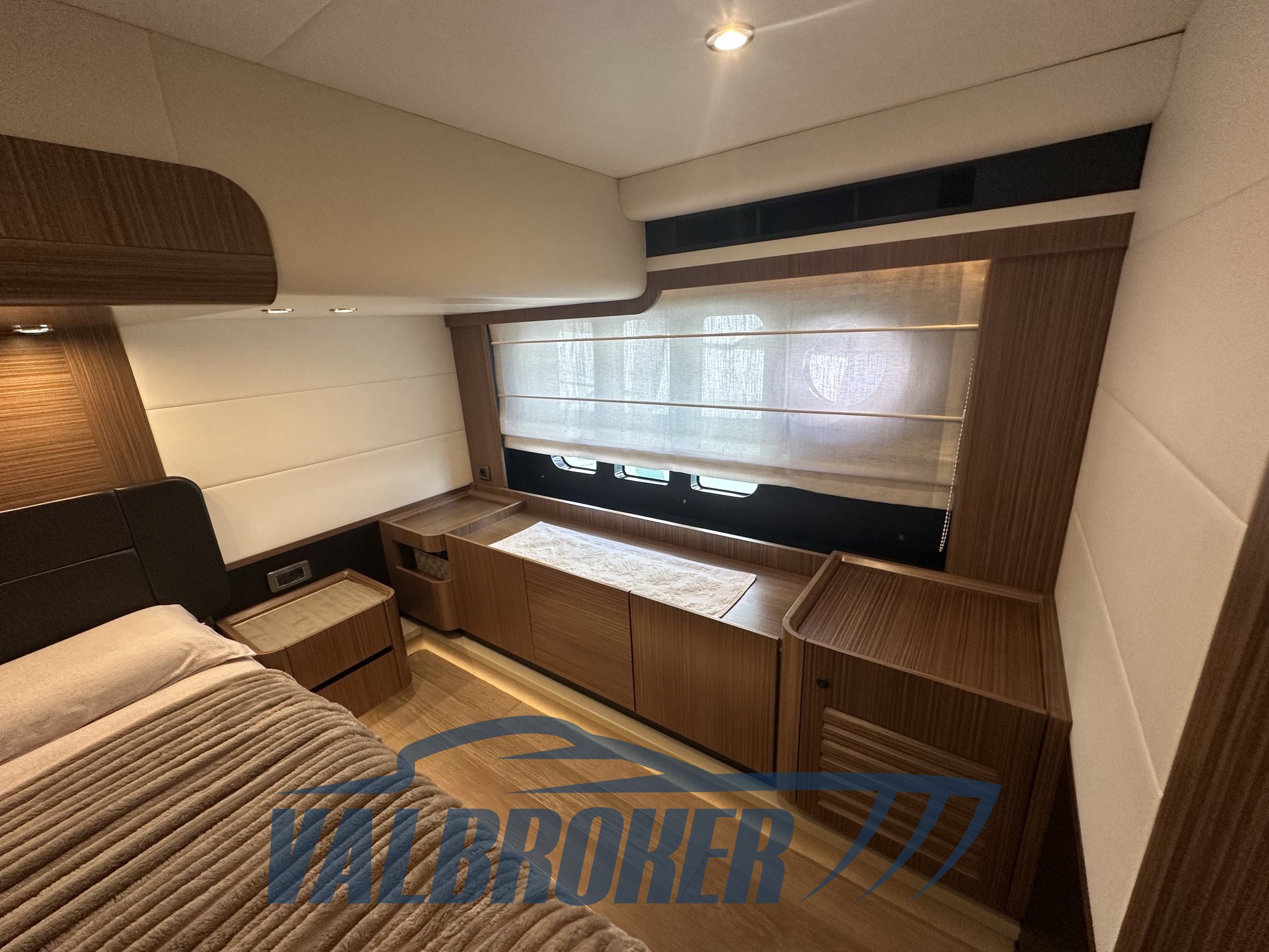 Absolute Nav 52 2016  (3)