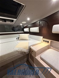 Axopar 45 interni (20)