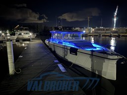 Axopar 45 esterni (4)