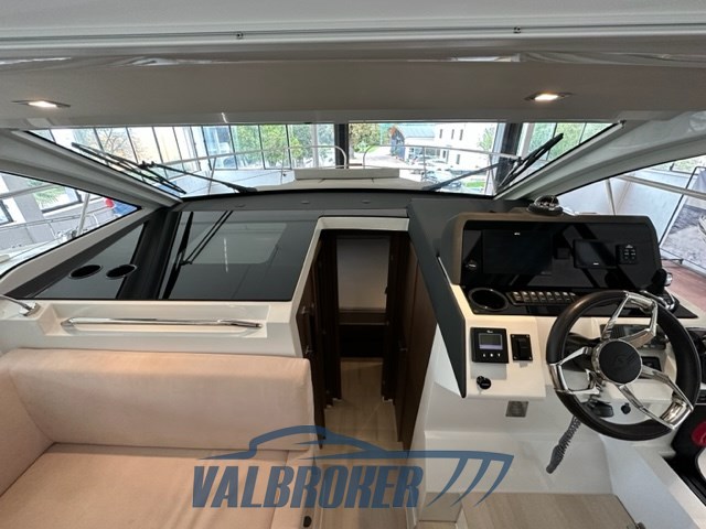 Sealine 335 (5)