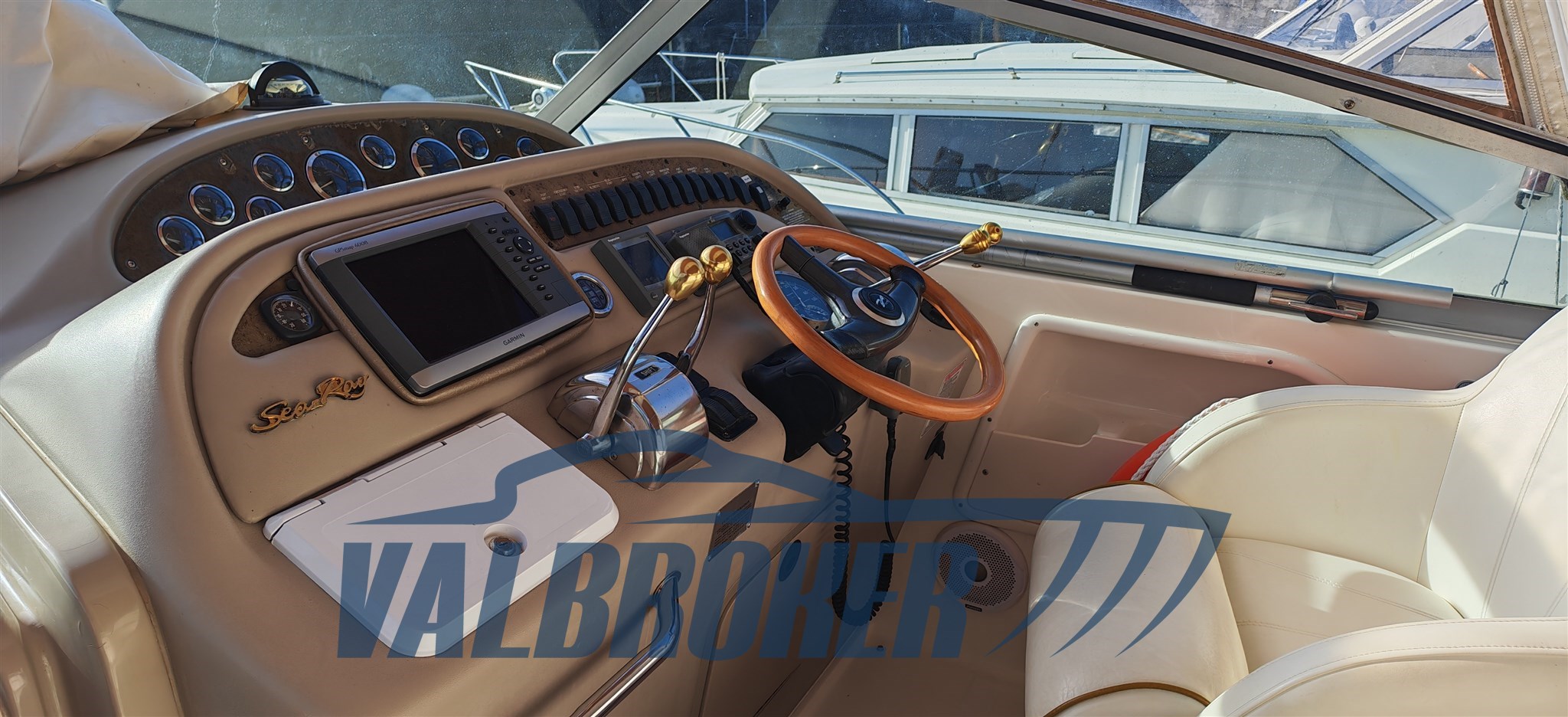 Sea ray 310 esterni (16)