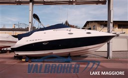 Regal Marine 2665 Commodore Valbroker (2)