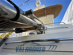 Sealine F42.5 (1)