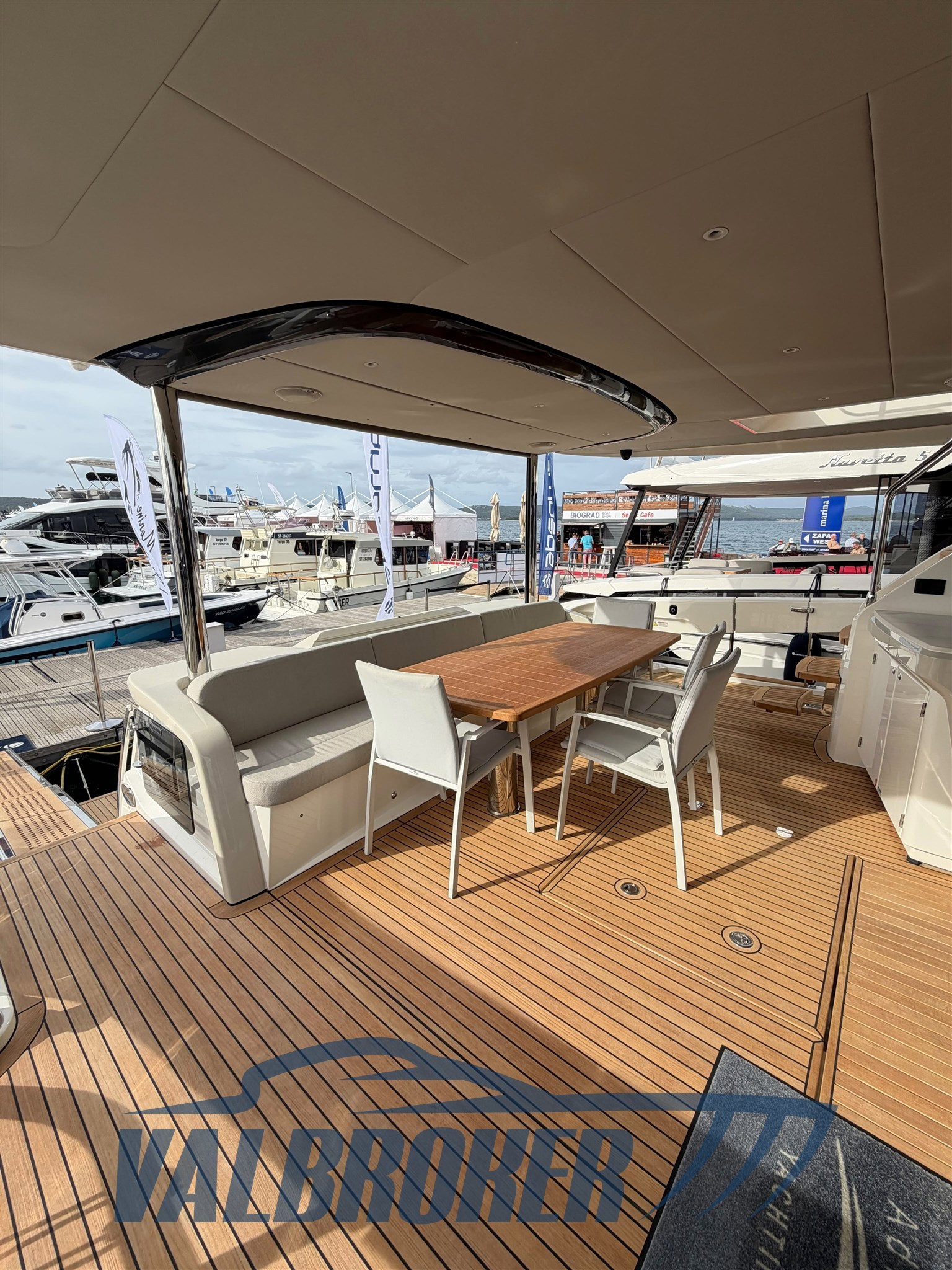 Absolute Navetta 64  (9)