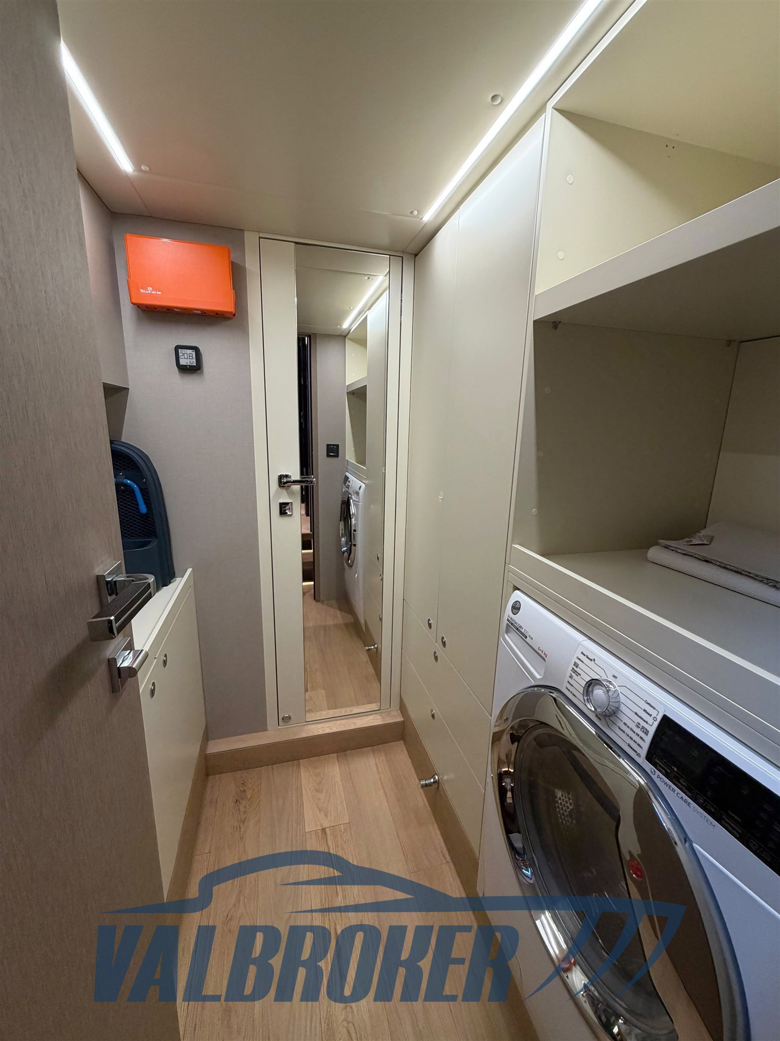 Absolute Navetta 64  (2)
