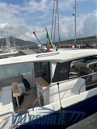 Sealine 335 