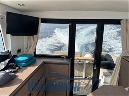 Sealine 335 