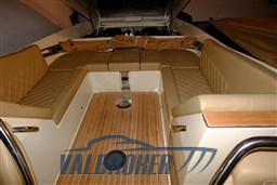 Chris Craft 32 Corsair (197)