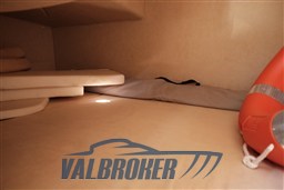 Sea Ray 255 Sundancer (45)