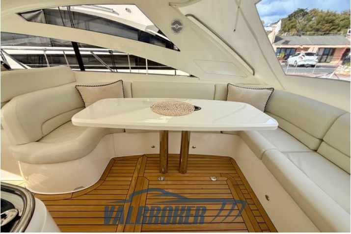 Princess v 48 valbroker (2)