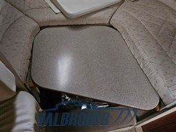 Sea Ray 315 sundancer 2002 (16)