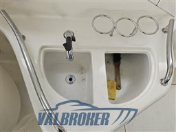 Sea Ray 315 sundancer 2002 (1)