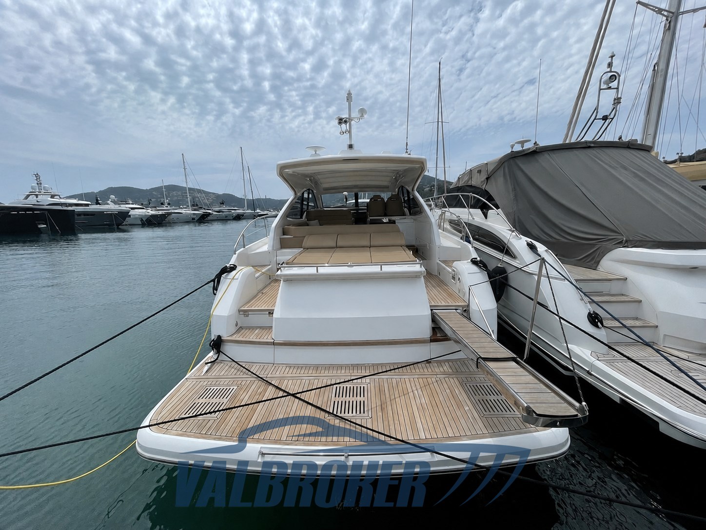 Fairline Targa 48 2015 (1)