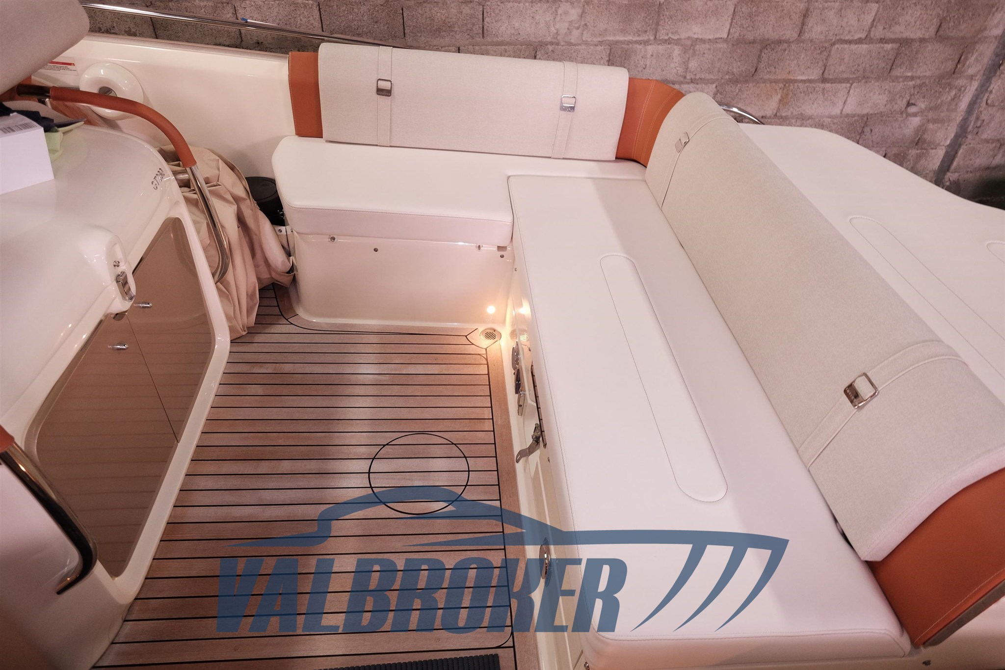 Invictus 280 GT Valbroker (53)