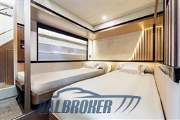 Absolute Navetta 58 (20)