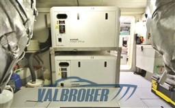 Azimut 68 Fly Valbroker (14)