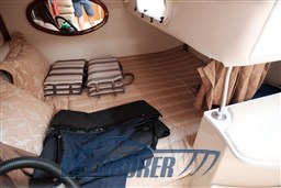 four winns 328 lago maggiore interni (14)