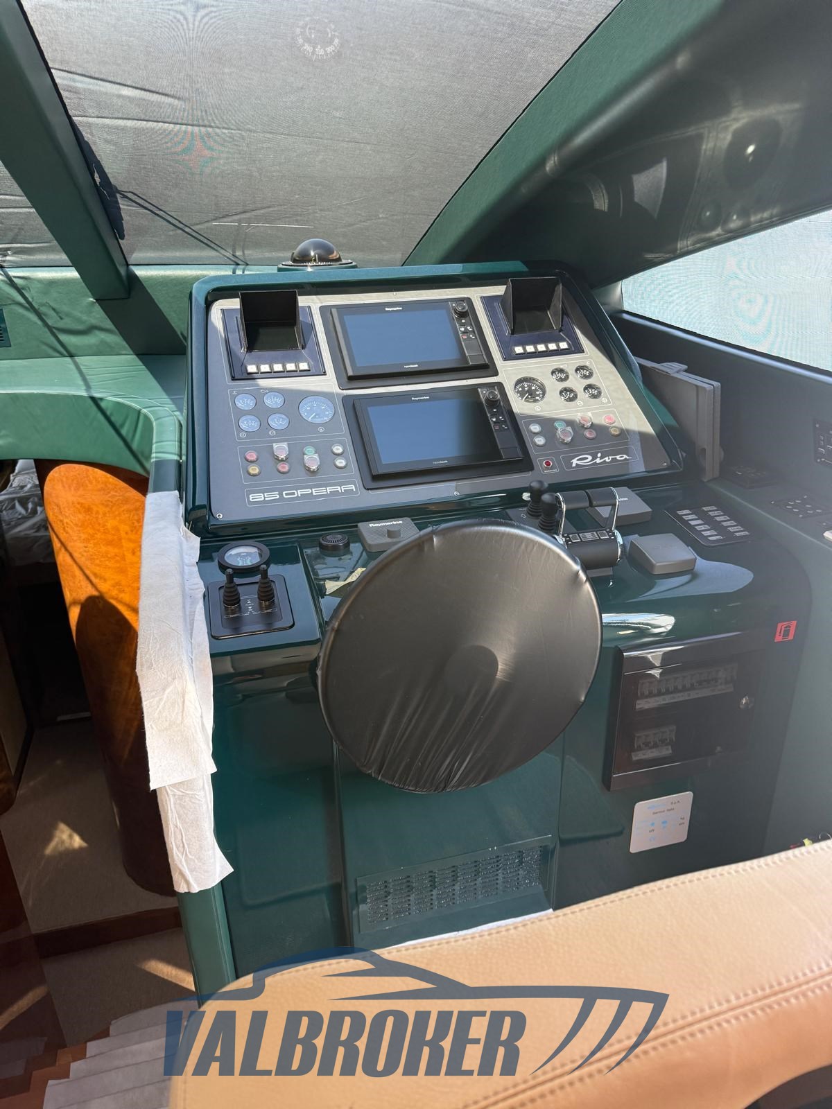 Riva 85 Opera (1)