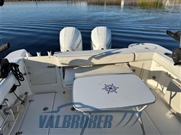 Boston Whaler 285 new pictures 2025 (9)