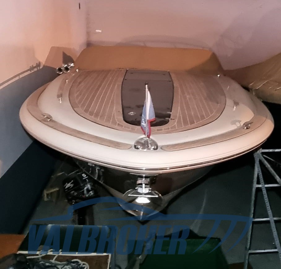 Chris Craft Corsair 32 (6)