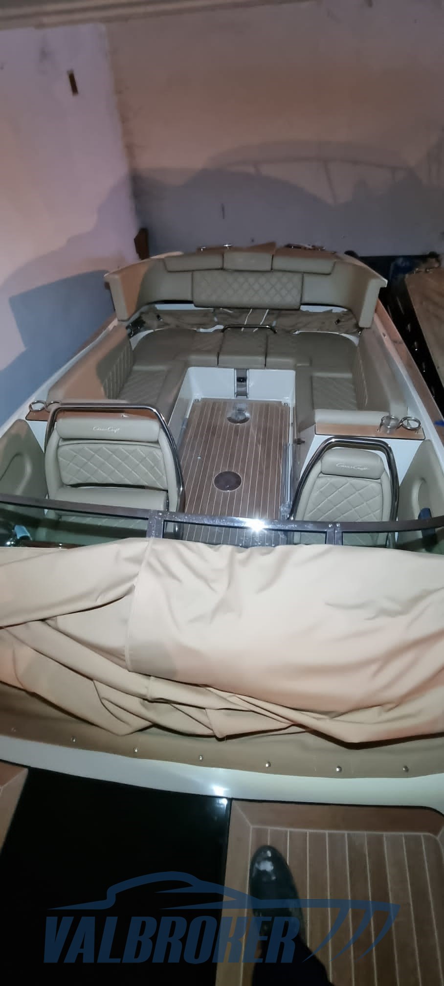 Chris Craft Corsair 32 (7)