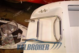 Sea Ray 200 Valbroker (43).JPG