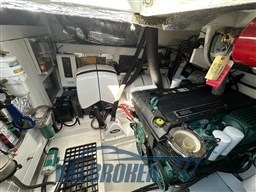 Sealine sc 38 tecniche (7)