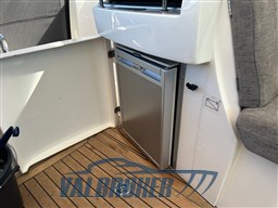 Sealine sc 38 2007 esterni (2)