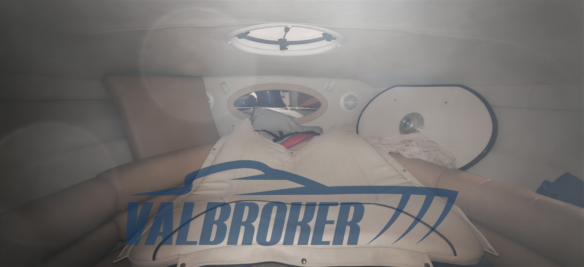 Monterey 250 interni (2)